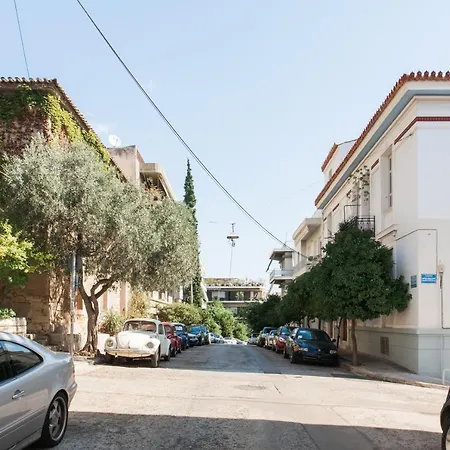Acropolis Traditional House * Athens
